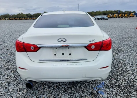2015 Infiniti Q50 Base z USA, uszkodzony, nr VIN JN1BV7AP9FM334935